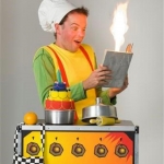 De activiteit 'Julian's kindershow (3+)' van De Jopenkerk wordt u aangeboden door dekleineladder.nl uit Haarlem