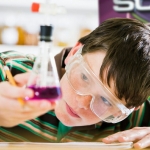 De activiteit 'Mad Science Show (8+)' van Teylers Museum wordt u aangeboden door dekleineladder.nl uit Haarlem