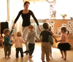 Kinderopvang | HET BONTE HUIS in Haarlem-Centrum HET BONTE HUIS is een klein kinderdagverblijf met veel ambitie. Kleinschalig en flexible, zodat je ook kan kiezen voor één dagdeel. 