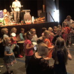 De activiteit 'Zien, Doen & Beleven!' van Houtfestival wordt u aangeboden door dekleineladder.nl uit Haarlem