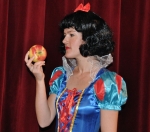 De activiteit 'Sneeuwwitje en de kleine mensjes' van Kindertheater 'De toverknol' wordt u aangeboden door dekleineladder.nl uit Haarlem