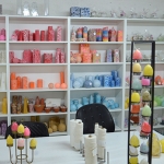 De activiteit 'Workshop kaarsen maken' van Snuffelmug Haerlems Kringloopwarenhuis wordt u aangeboden door dekleineladder.nl uit Haarlem