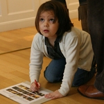 Speurtocht bij Frans Hals Museum. Voor speurneuzen van 5 tot 12 jaar zijn er bij de balie van het Frans Hals Museum diverse gratis speurtochten te krijgen. Na afloop kan je kijken of de antwoorden goed zijn en krijg je een kleine verrassing. Vraag ook naar de speciale Frans Hals kleurplaat!