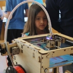 De activiteit 'Maak een droedel met Doodle3D! (6+)' van Teylers Museum wordt u aangeboden door dekleineladder.nl uit Haarlem