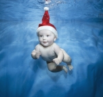 Babyzwemmen bij Zwemschool 't SpaarneHuys. Kom ook lekker poedelen met je baby of peuter bij de gezelligste zwemschool.<br>Elke maandag, woensdag en vrijdag heerlijk spartelen in warm water. Geen les of zoiets, maar we hebben wel speeltjes, een leuk muziekje en thee of koffie na afloop.