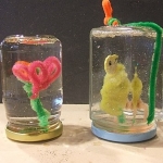 De activiteit ' Het sneeuwt glitters workshop' van Teylers Museum wordt u aangeboden door dekleineladder.nl uit Haarlem