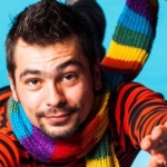 De activiteit 'Vlieg op! 4+' van Toneelschuur wordt u aangeboden door dekleineladder.nl uit Haarlem