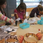 De activiteit 'Kunst en Vliegwerk - Workshop Dierenmasker' van Teylers Museum wordt u aangeboden door dekleineladder.nl uit Haarlem