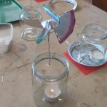 De activiteit 'Kunst & Vliegwerk: Hete lucht draaimolen' van Teylers Museum wordt u aangeboden door dekleineladder.nl uit Haarlem