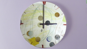 Zelfgemaakte klok zonder body