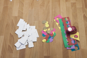 Domino is ook leuk voor de kleine kinderen, dan speel je zonder punten maar met plaatjes