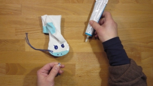 geef je zelfgemaakte pop een leuk karakter